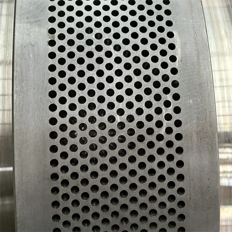 Alloy steel ring molds for wood